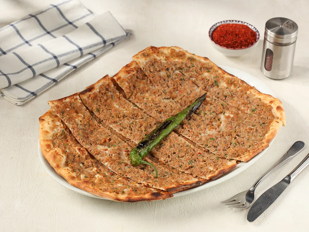 Kıymalı Pide